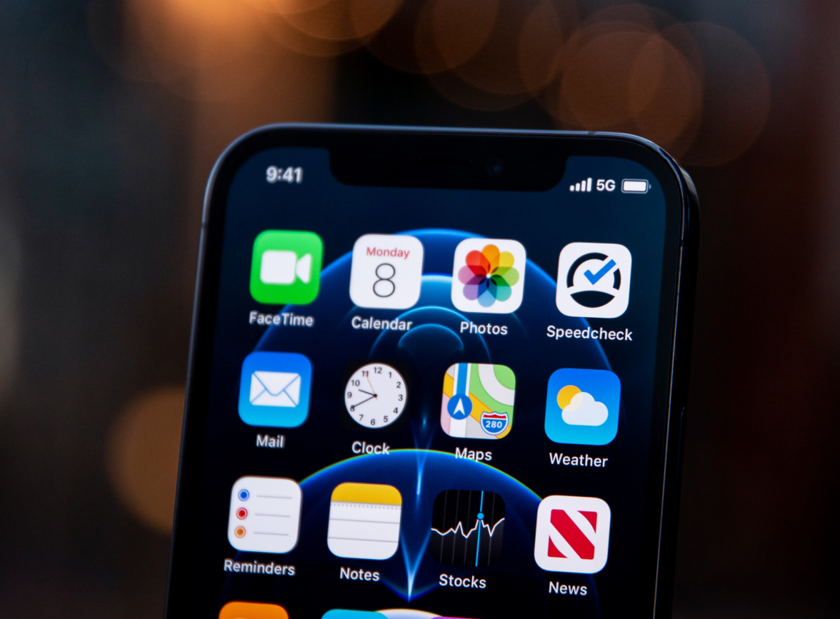 青湖路街道苹果手机维修分享为什么 iPhone 12 在冬季会自动关机 